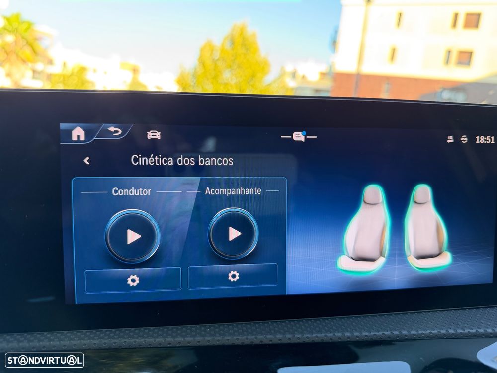 Mercedes-Benz A 180 Limousine d AMG Line Aut. - 40