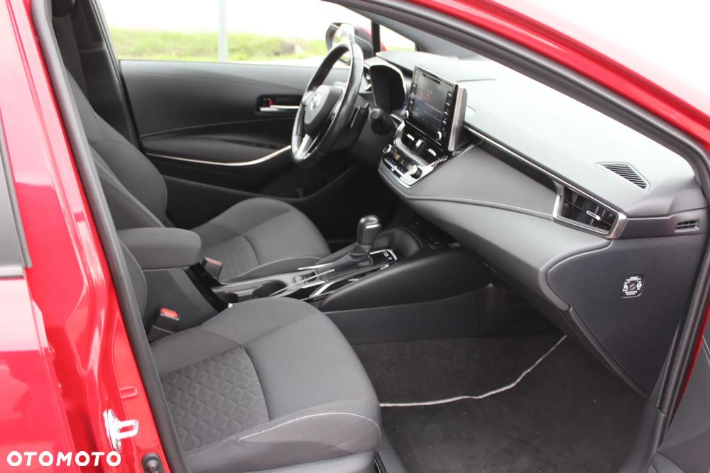 Toyota Corolla 2.0 Hybrid Executive - 23