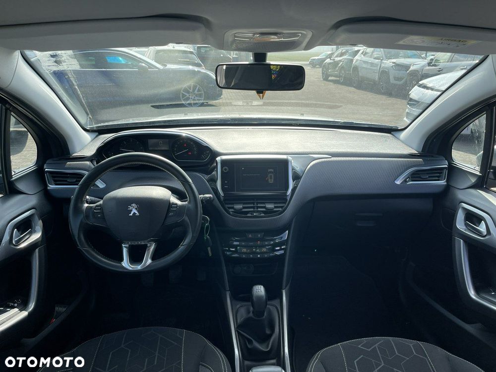 Peugeot 2008 1.6 BlueHDi Active - 11