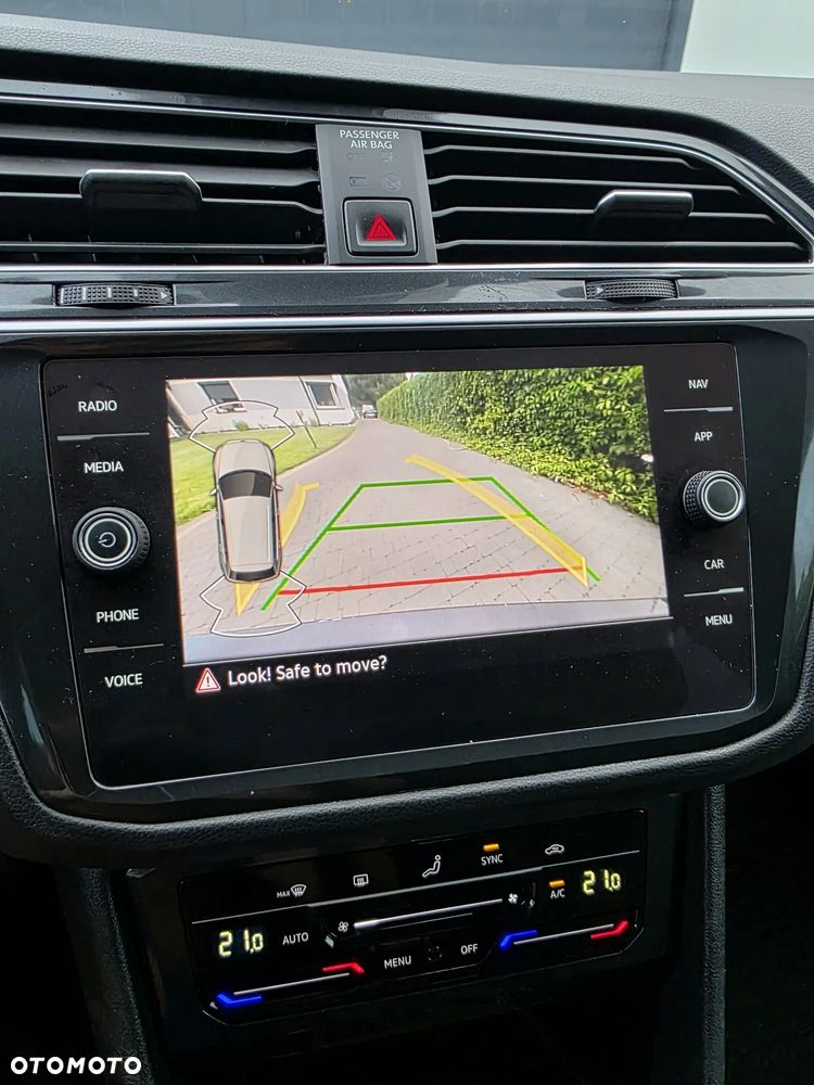 Volkswagen Tiguan - 13