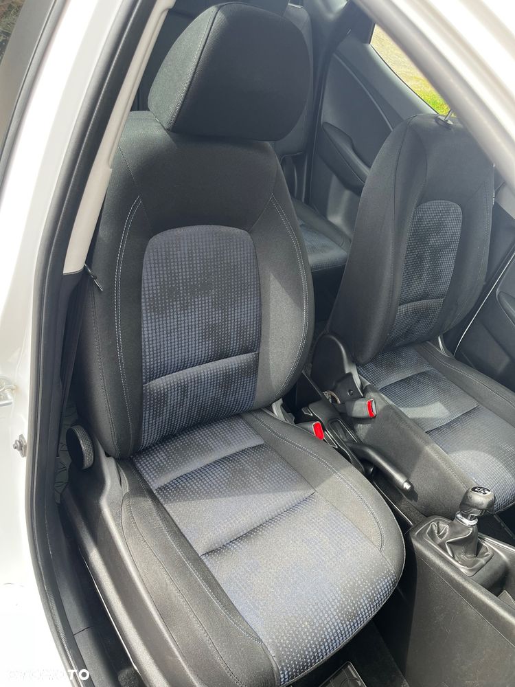 Hyundai ix20 1.4 Style - 12