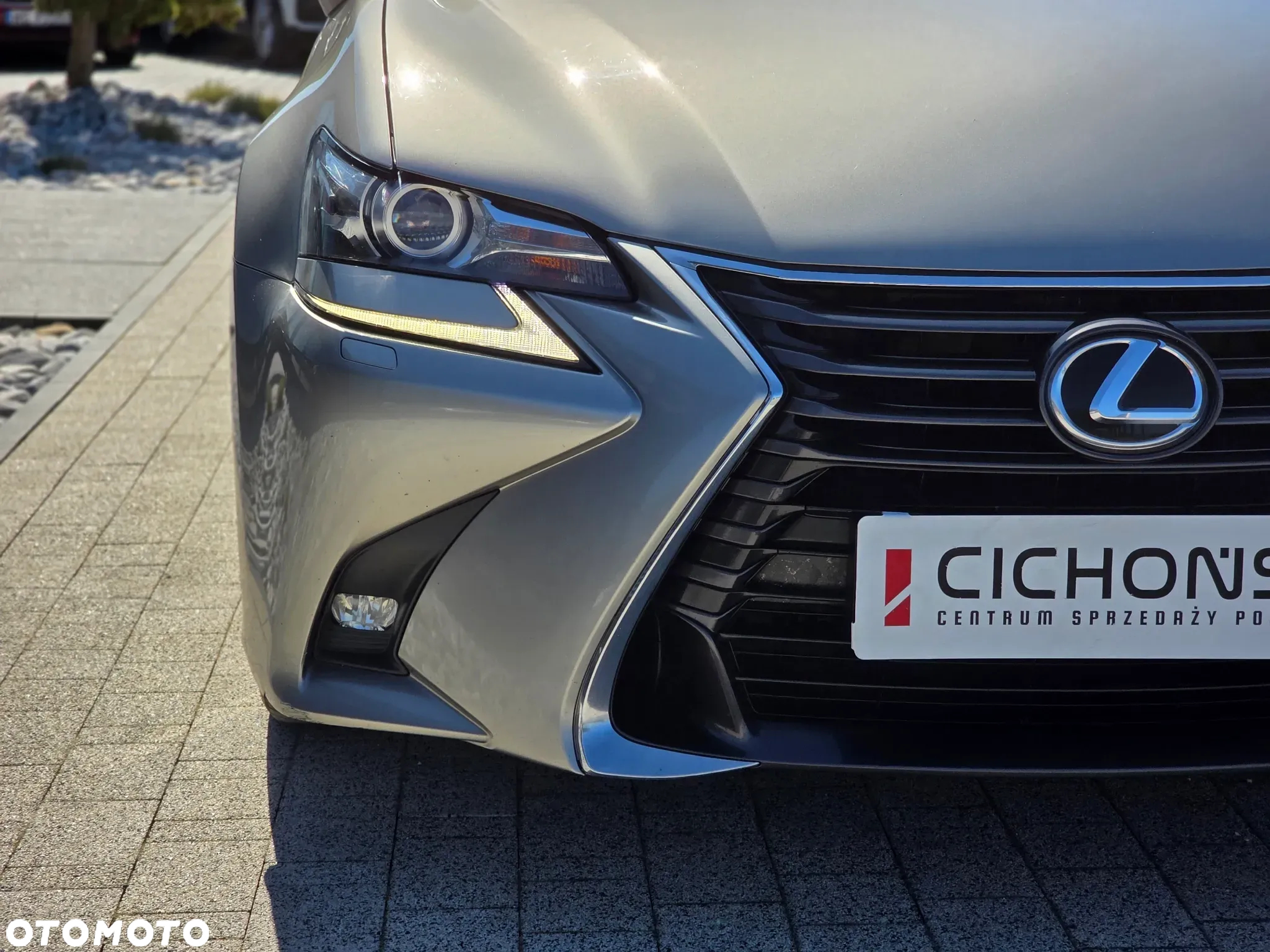 Lexus GS 200t / 300 F Sport - 15
