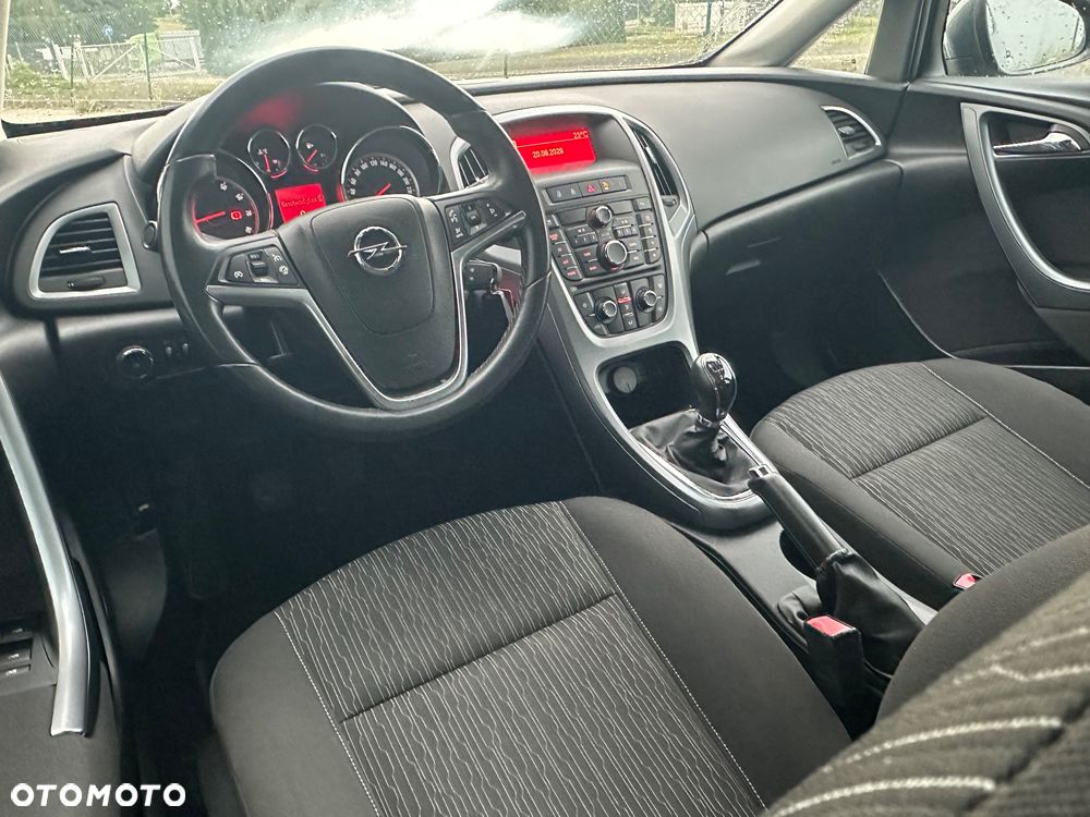 Opel Astra 1.4 Turbo Innovation - 10