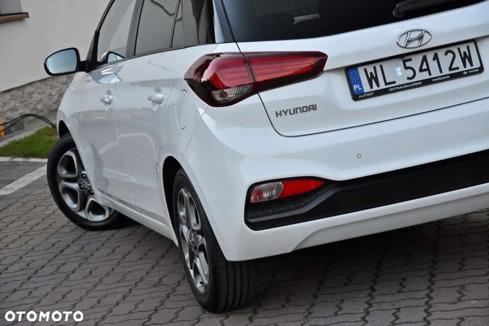 Hyundai i20 - 12