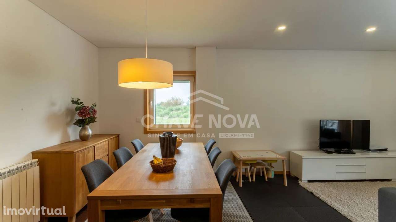 PS - Apartamento T2 de 2018 situado no 1.º piso em Vilar de Paraíso. - Grande imagem: 2/30