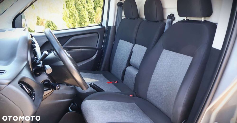 Fiat Doblo - 15