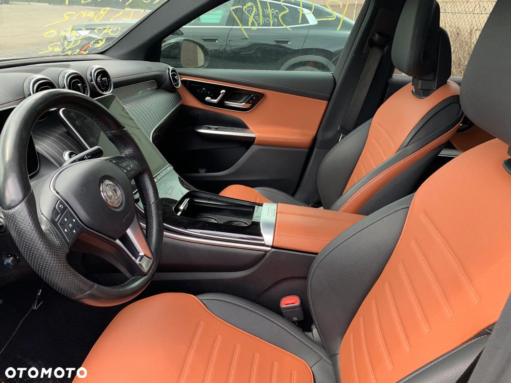 Mercedes-Benz GLC 300 4Matic 9G-TRONIC Edition Avantgarde - 10