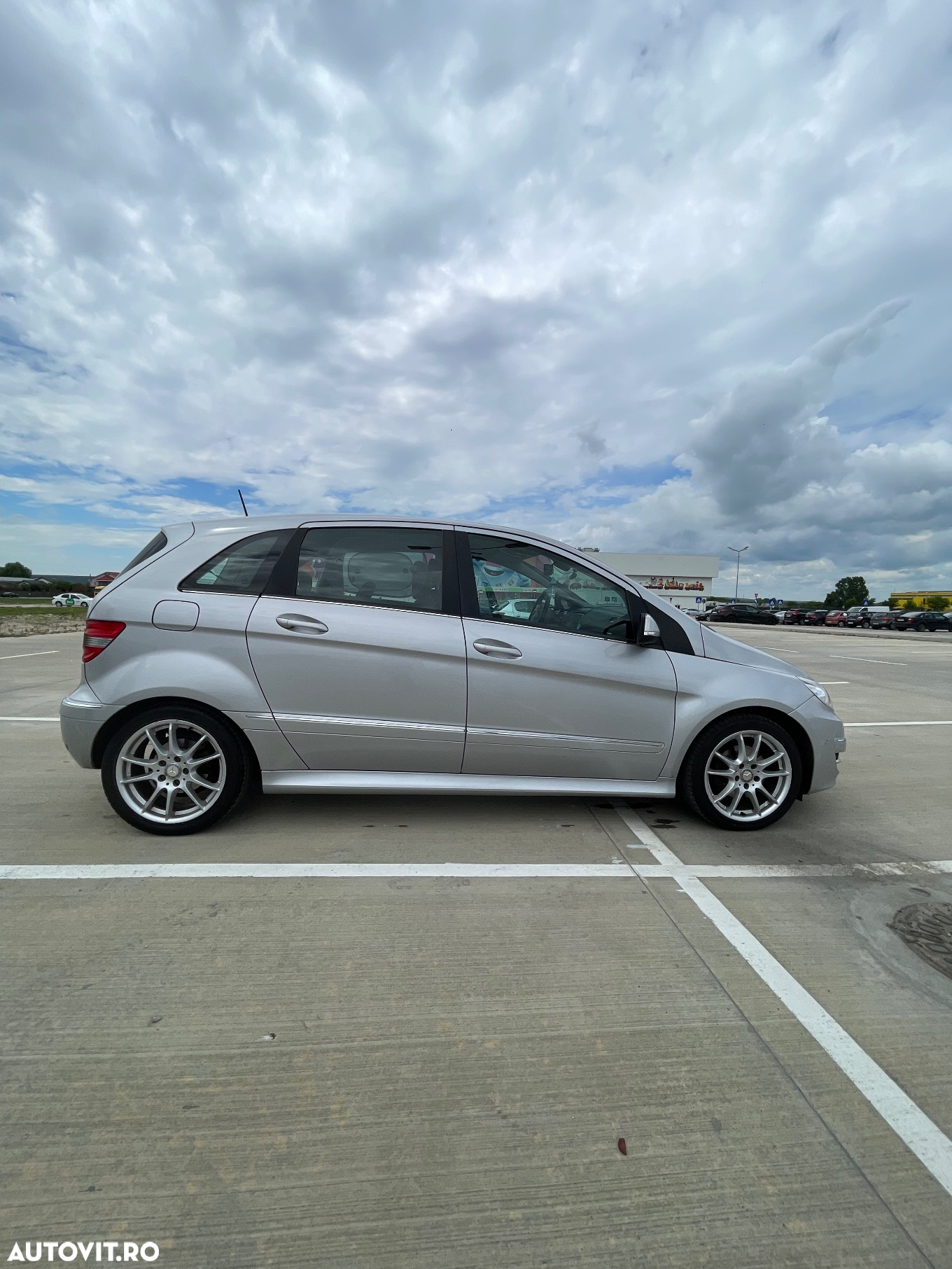 Mercedes-Benz B 200 CDI - 7