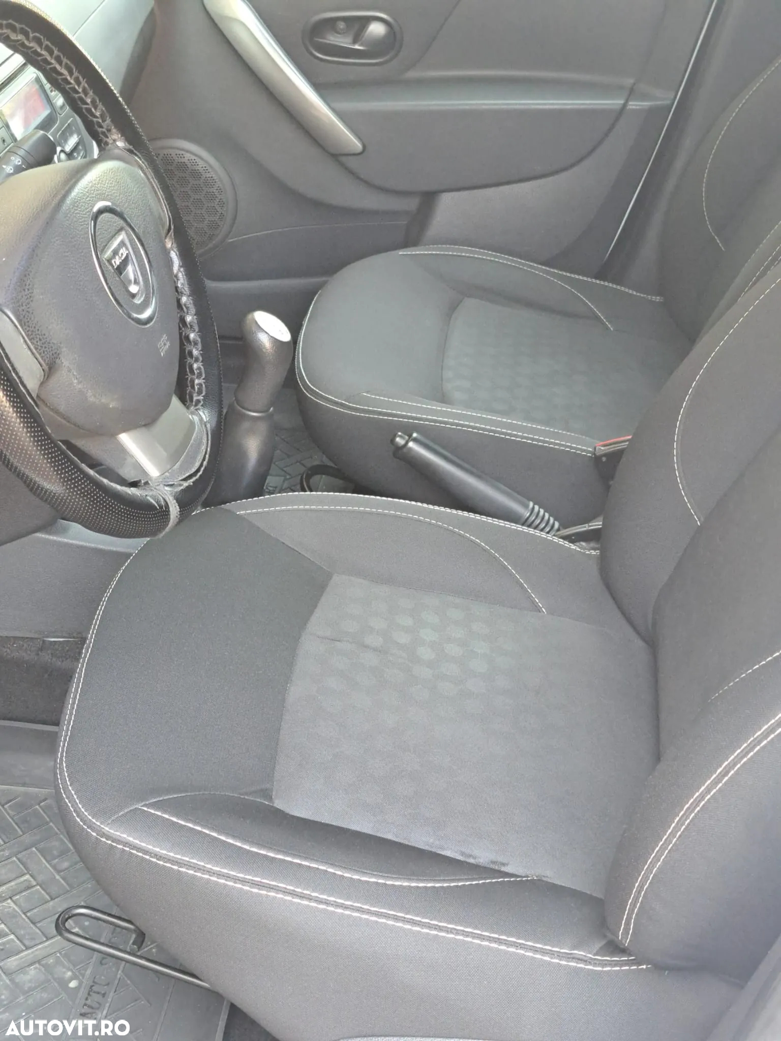Dacia Logan 1.5 90CP Laureate - 8