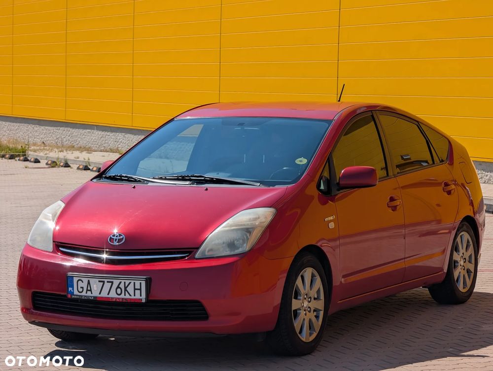 Toyota Prius 1.5 VVT-i Sol - 8