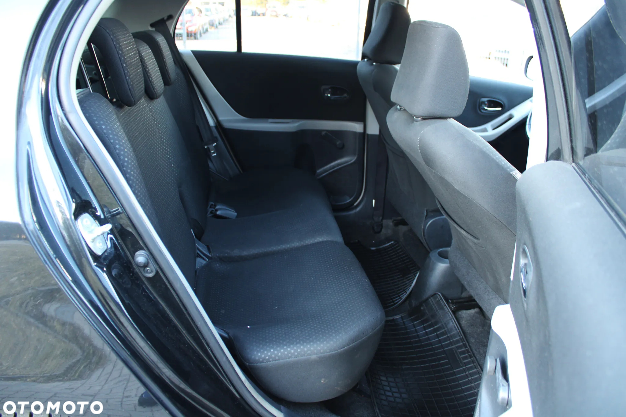 Toyota Yaris - 29