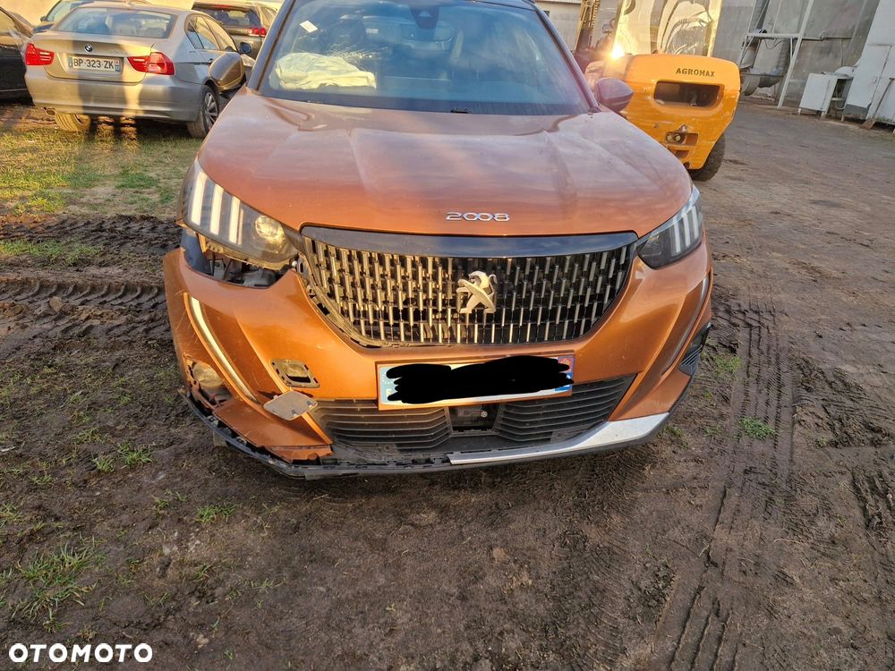 Peugeot 2008 - 6