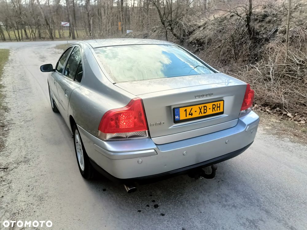 Volvo S60 2.0T Momentum - 8