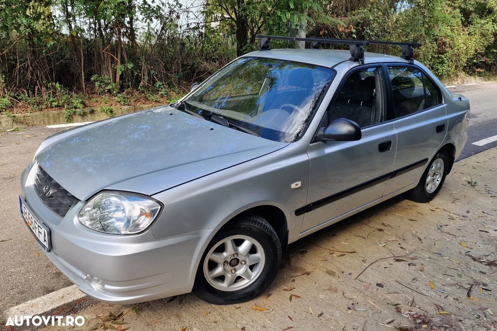 Hyundai Accent 1.3i - 3