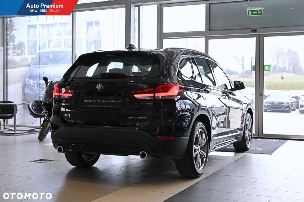 BMW X1 xDrive20d Sport Line - 21