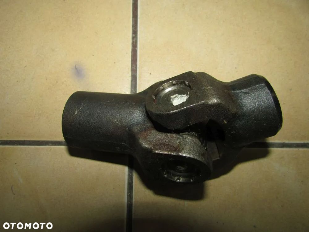 Suzuki VS 600 Intruder przegub krzyżak kardana - 1