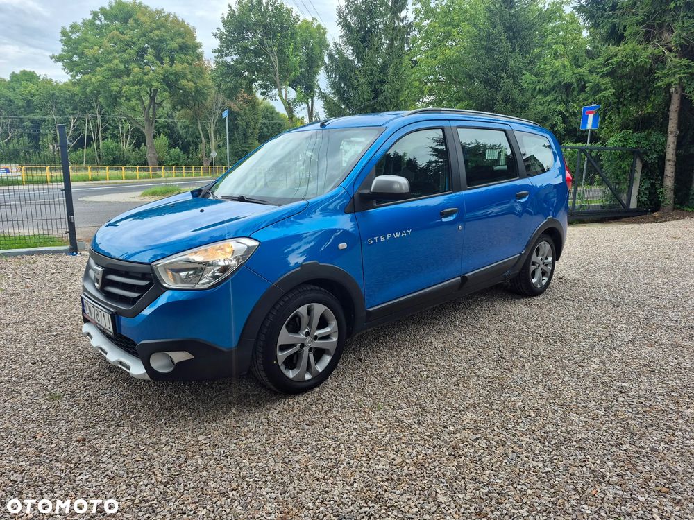 Dacia Lodgy dCi 110 Stepway - 1