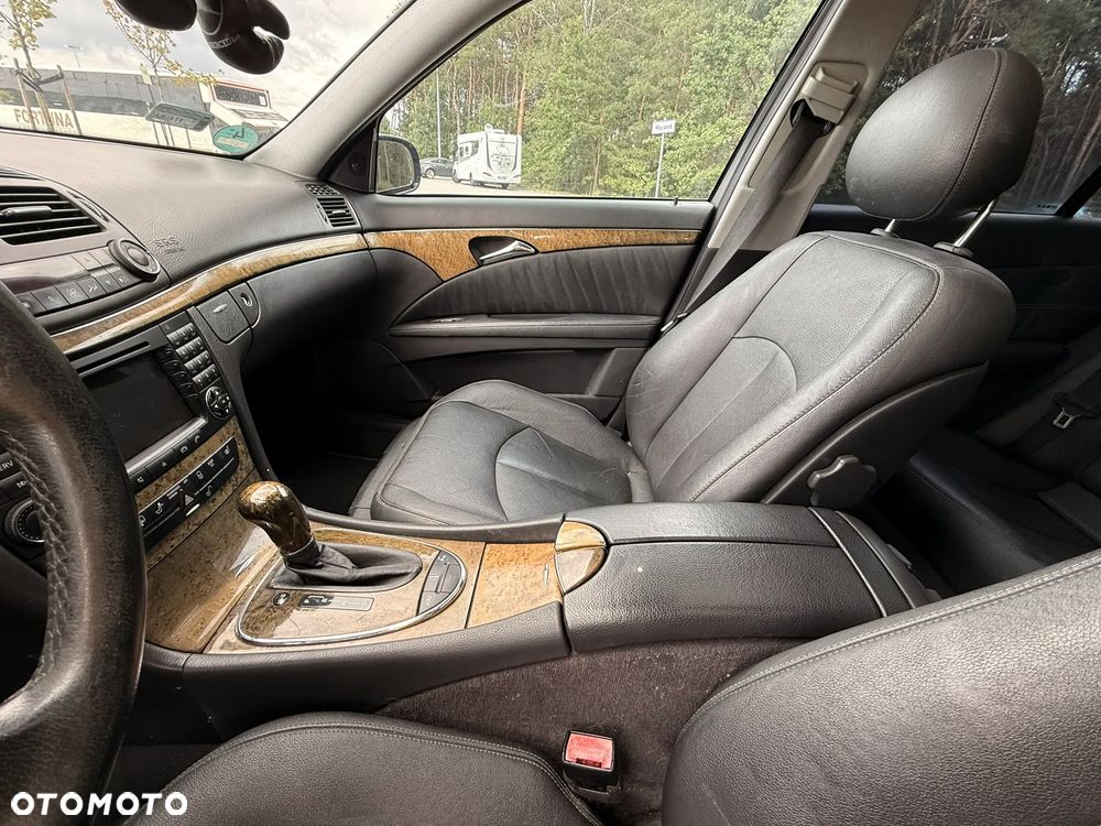Mercedes-Benz Klasa E 500 Avantgarde - 19