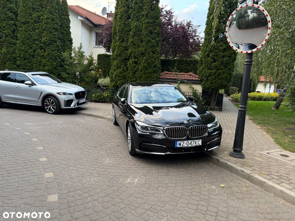 BMW 7 Series 2019 photo 3
