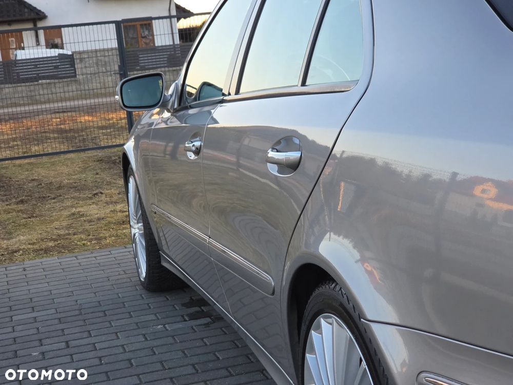 Mercedes-Benz Klasa E - 13