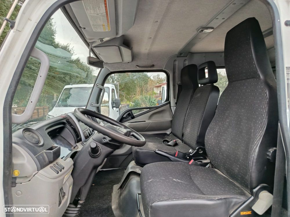 Mitsubishi FUSO CANTER 3C15D CAB.DUPLA | 7 LUGARES - 12