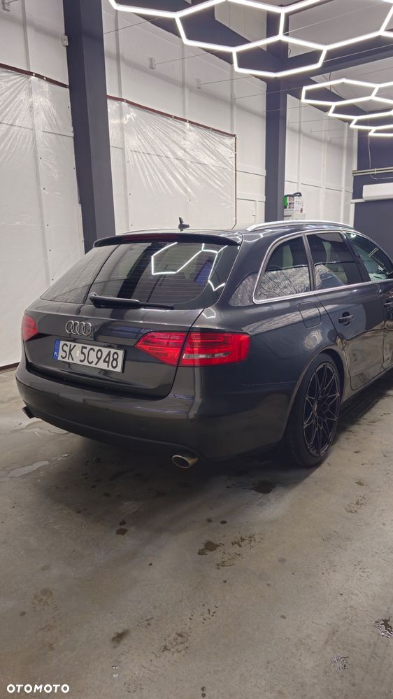 Audi A4 Avant 2.7 TDI DPF multitronic Ambition - 9