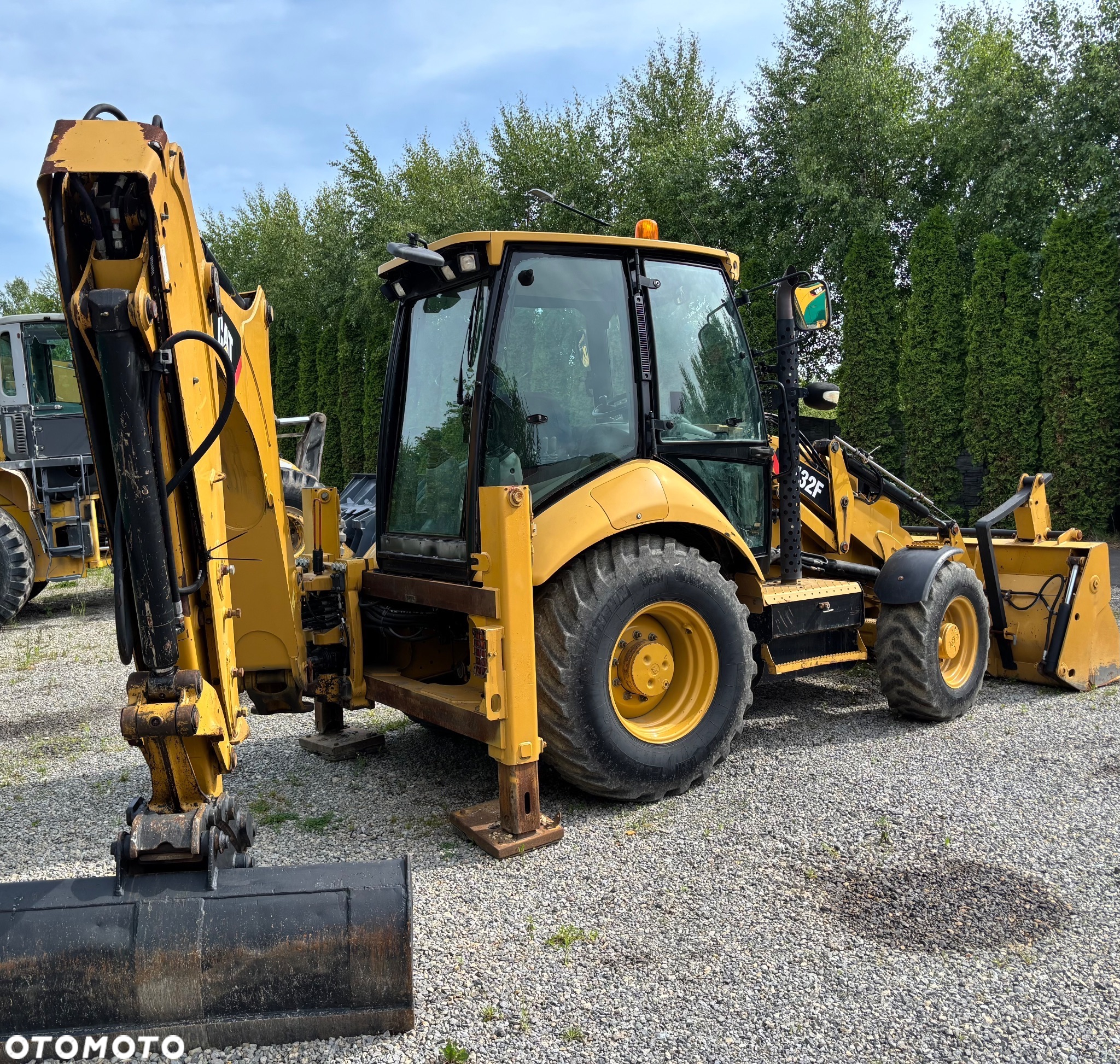 Caterpillar CAT 432F, bez adblue 2014r pelna opcja, stan bardzo dobry - 2