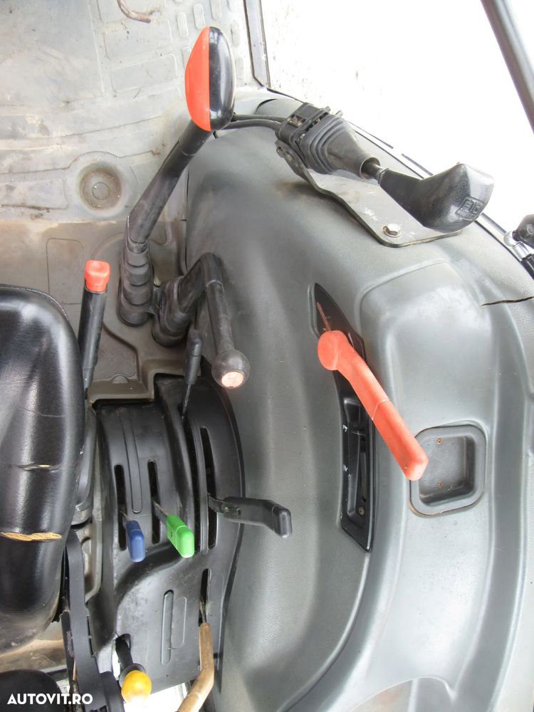 New Holland TL 80 cu incarcator frontal - 18