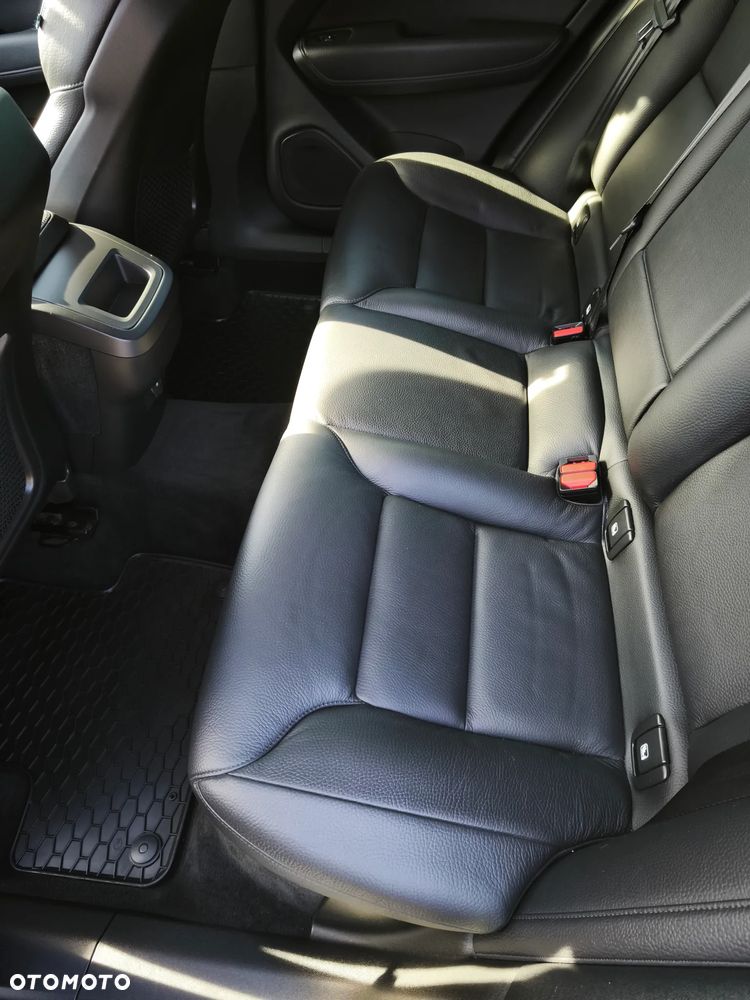Volvo XC 60 B4 D Plus Bright - 21