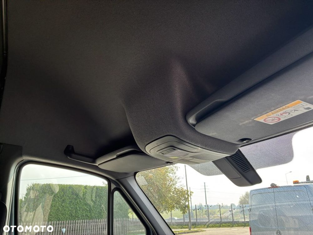 Mercedes-Benz SPRINTER 315 CDI Furgon PRO L2H2 - 18