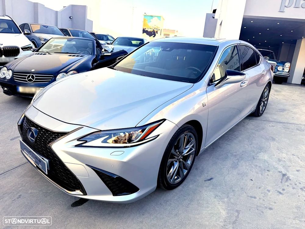 Lexus ES 300h - 7