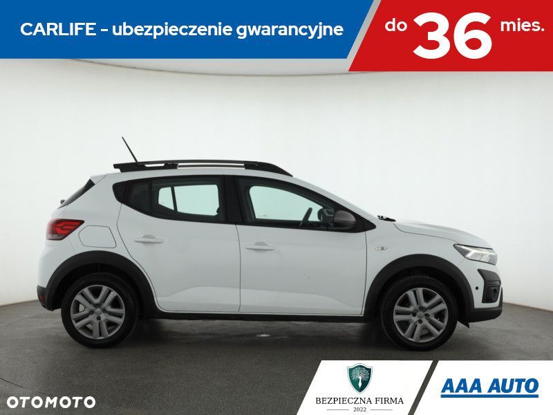 Dacia Sandero - 8