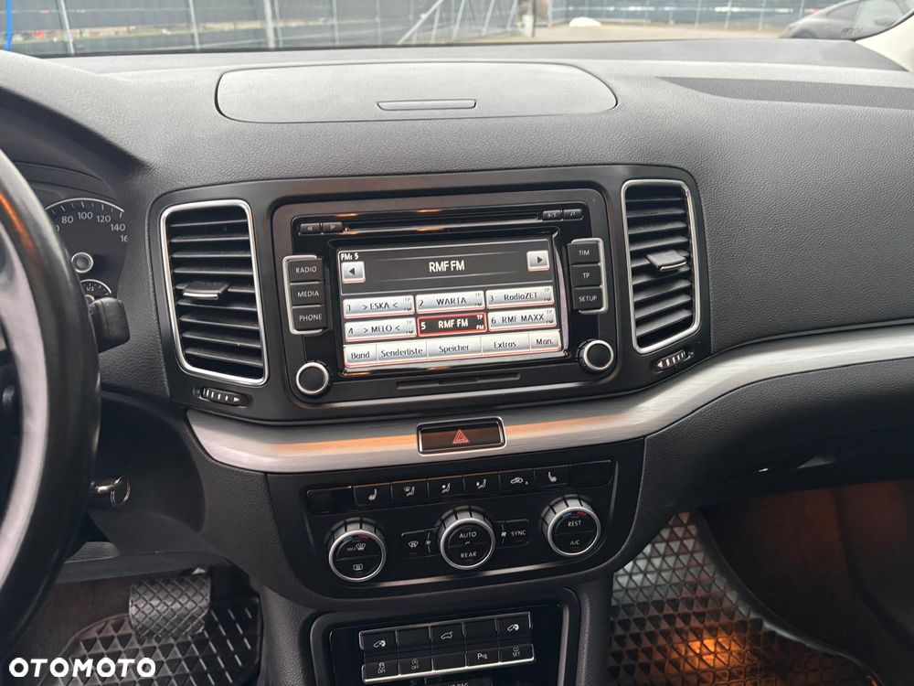 Volkswagen Sharan 2.0 TDI BMT Comfortline DSG - 19