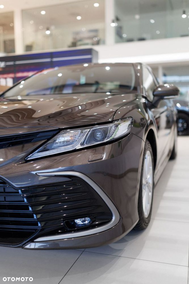 Toyota Camry 2.5 Hybrid Comfort CVT - 13