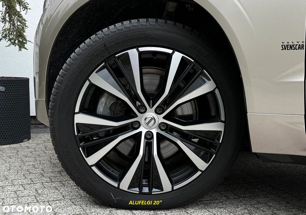 Volvo XC 60 B4 D AWD Plus Dark - 9