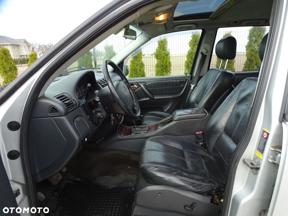 Mercedes-Benz ML - 16