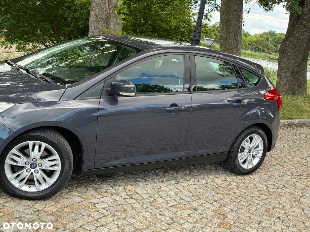 Ford Focus 1.6 TDCi DPF Champions Edition - 35