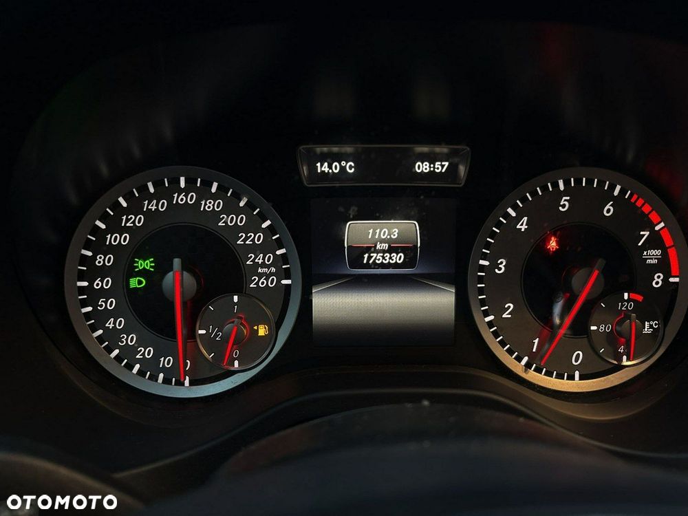 Mercedes-Benz Klasa A 180 Urban - 6