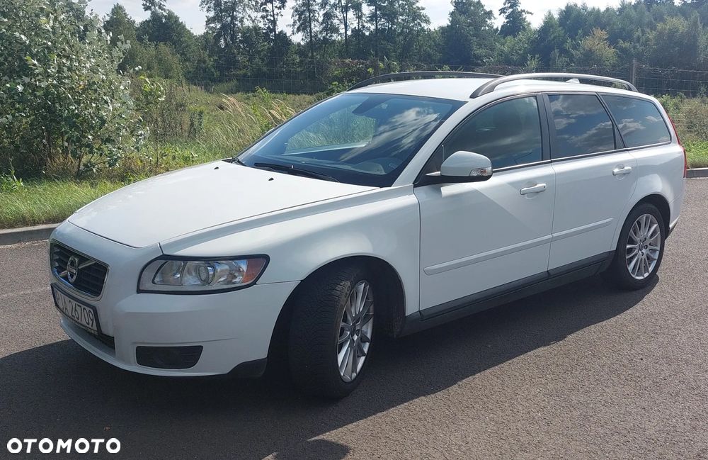 Volvo V50 - 1