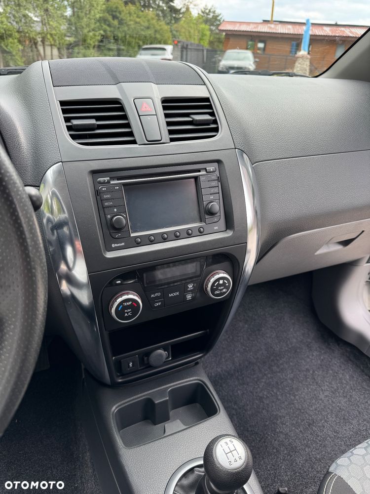 Suzuki SX4 1.6 VVT 4x4 Limited - 12