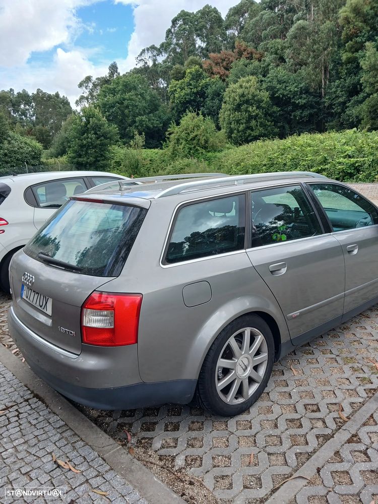 Audi A4 Avant 1.9 TDI m6 S-Line - 4