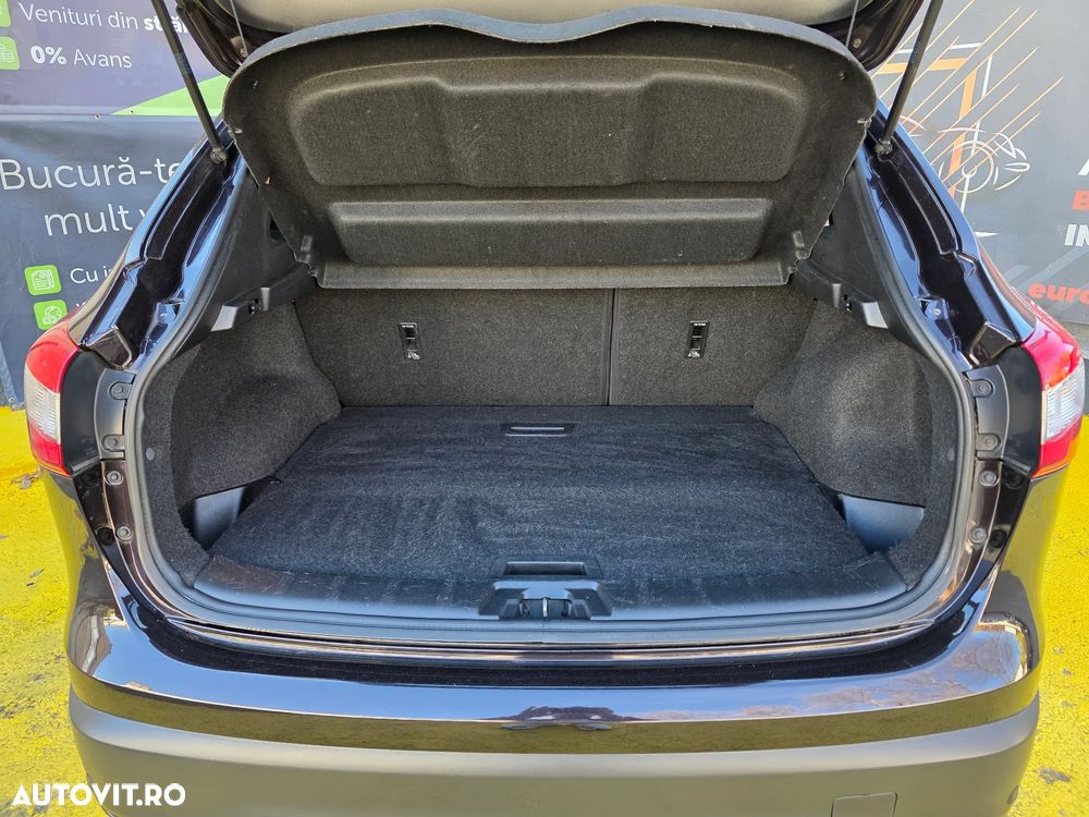 Nissan Qashqai 1.2 DIG-T ACENTA - 11