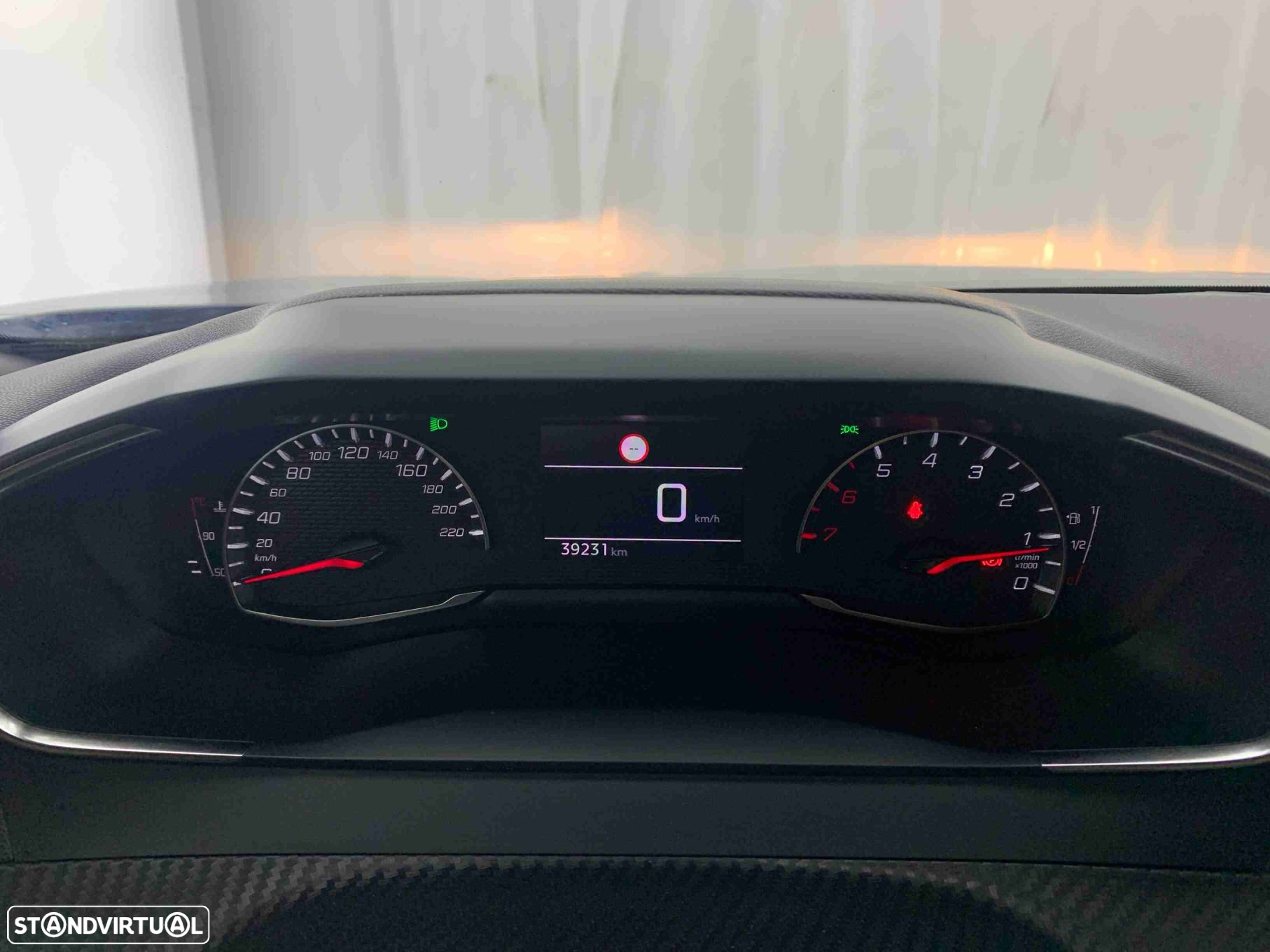 Peugeot 2008 1.2 PureTech Active Pack - 8