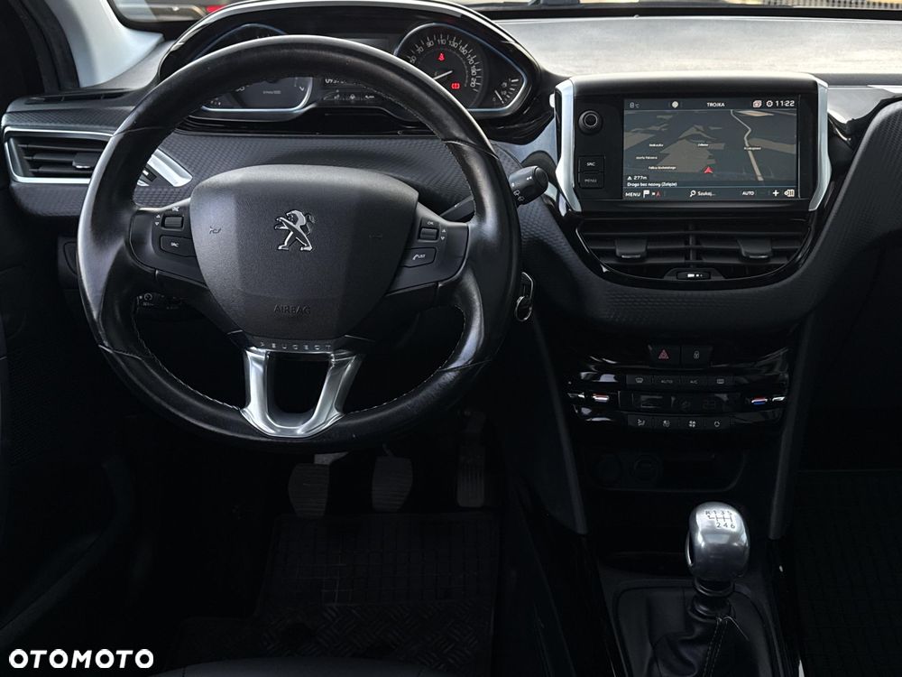 Peugeot 2008 1.2 Pure Tech GPF Allure S&S - 14