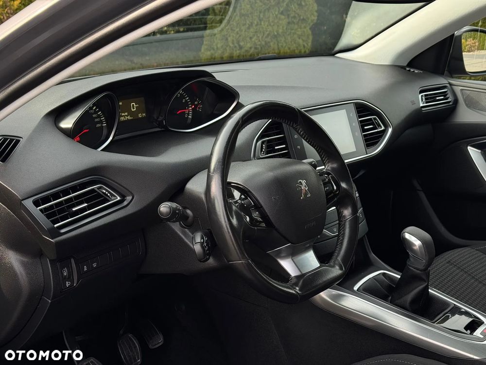 Peugeot 308 - 19