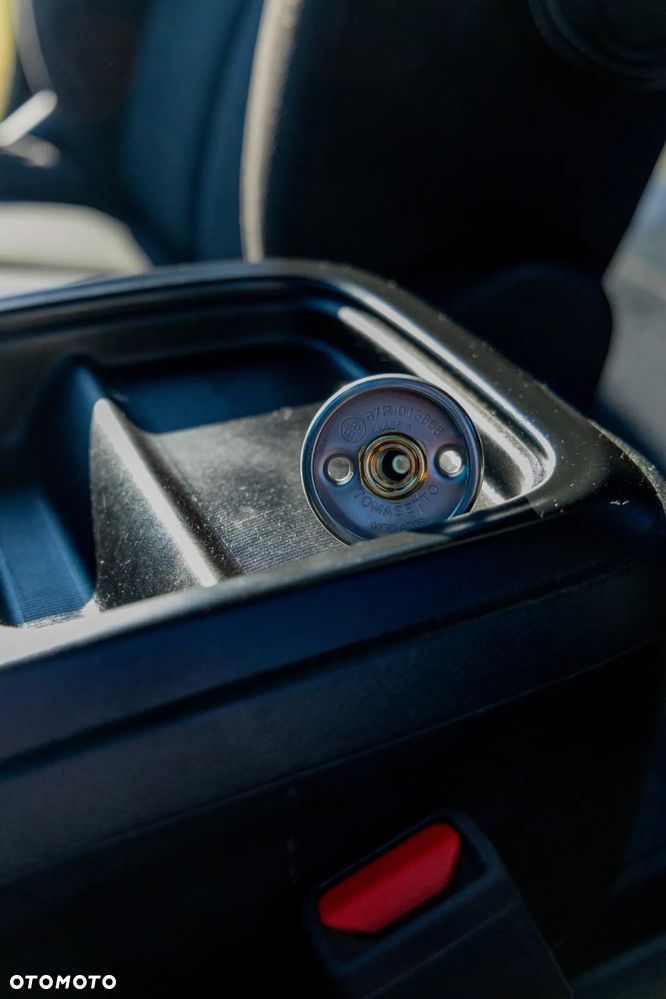 Chrysler Pacifica - 29