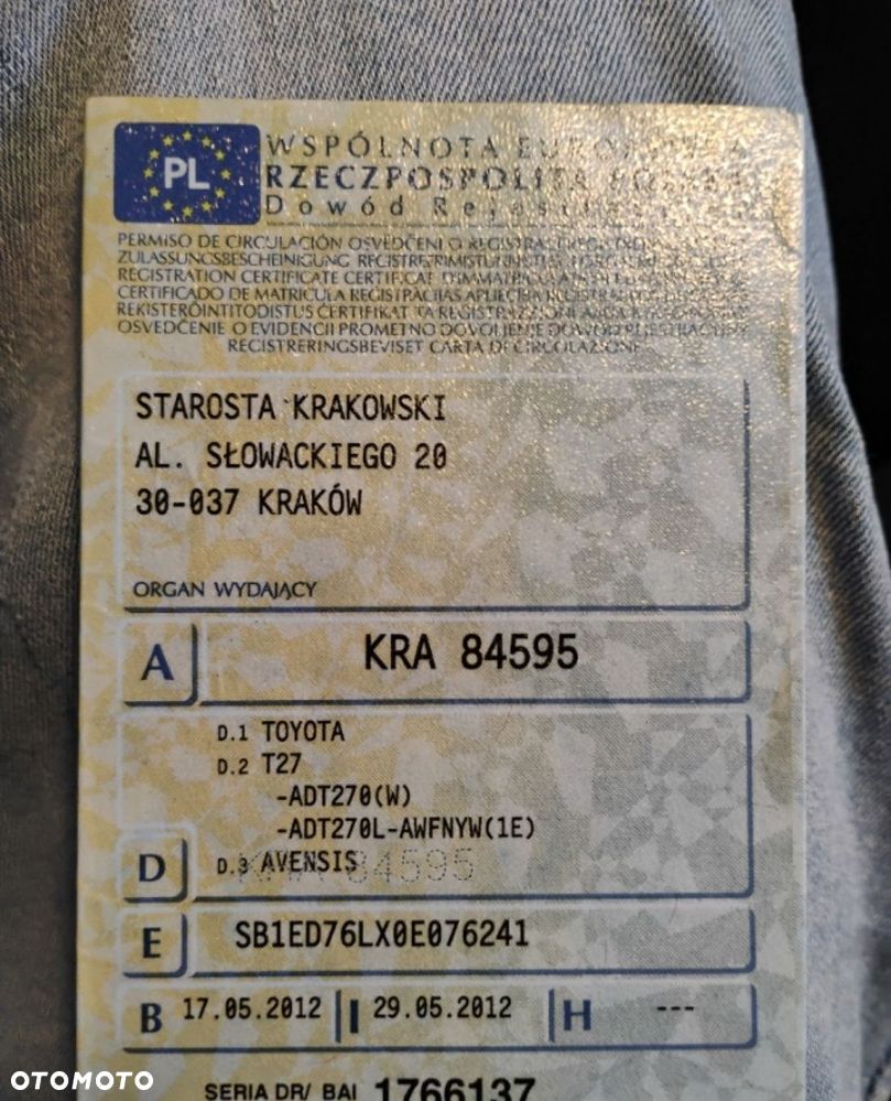 Toyota Avensis - 25