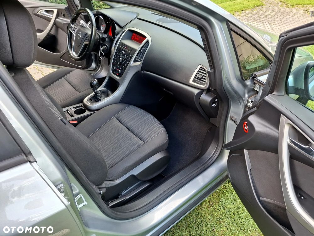 Opel Astra 1.4 Innovation - 19