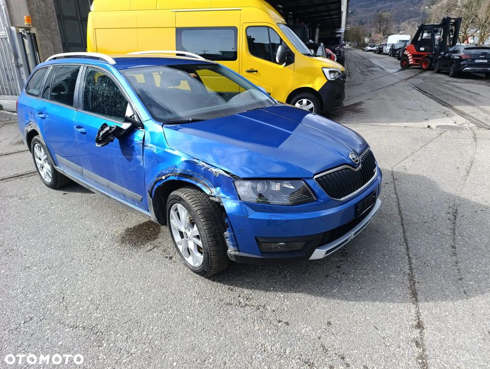 Skoda Octavia 2.0 TDI 4x4 DSG Scout - 3