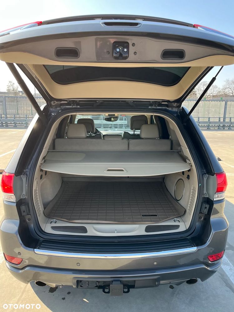 Jeep Grand Cherokee 5.7 V8 HEMI Overland Summit - 13